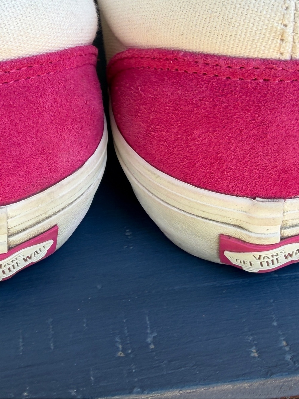 Vans Pink and White Sneakers Men’s 11.5 - Picture 4 of 10